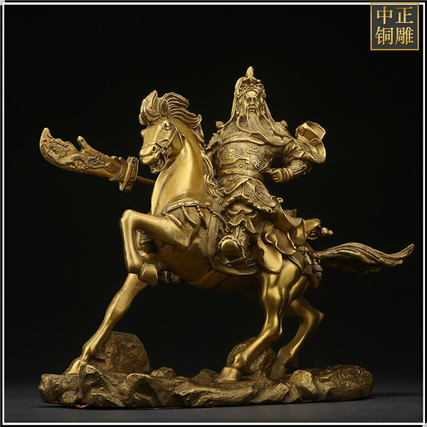 铸骑马关公雕塑
